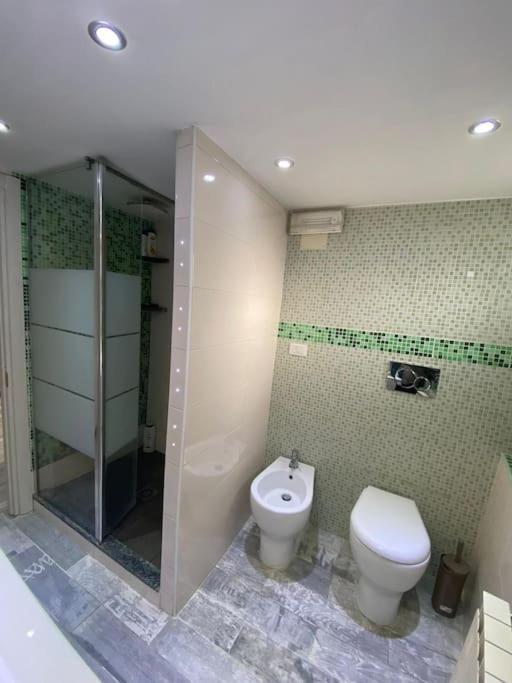 La Casa Nel Bosco Villa Ronco Scrivia Luaran gambar