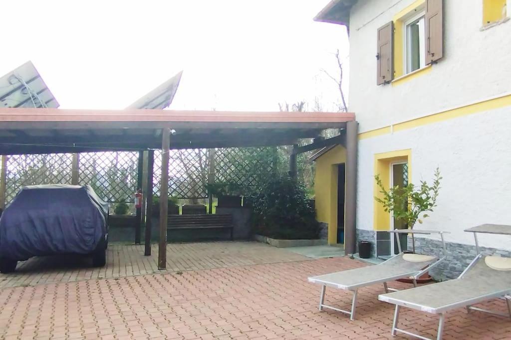La Casa Nel Bosco Villa Ronco Scrivia Luaran gambar